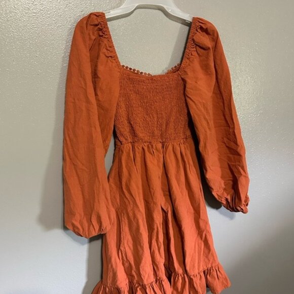 Dress - Picture 2 of 2